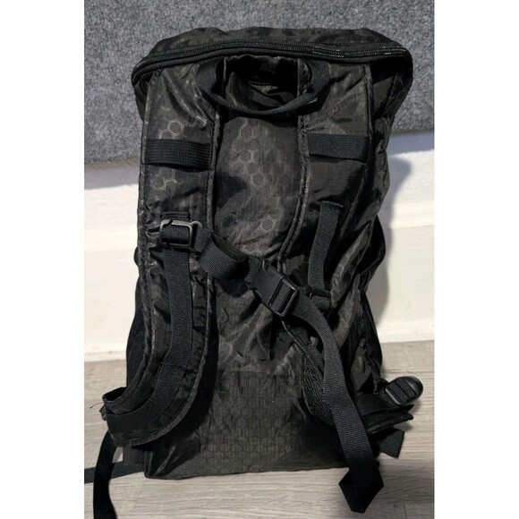 ChicoBag Travel Pack rePETe + Refine Compact Recycled Backpack Eco-Friendly - Picture 6 of 16